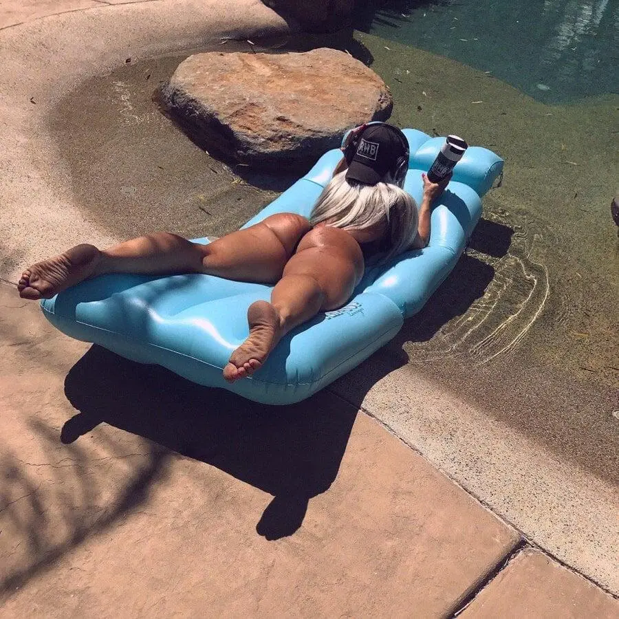 Escort Model Sexy Barbie - 8