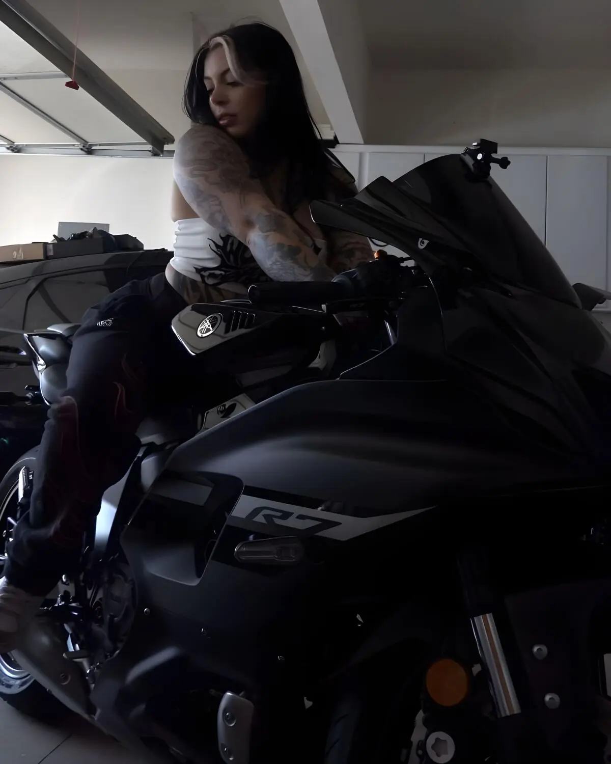 Escort Model Sinner Safina - 4