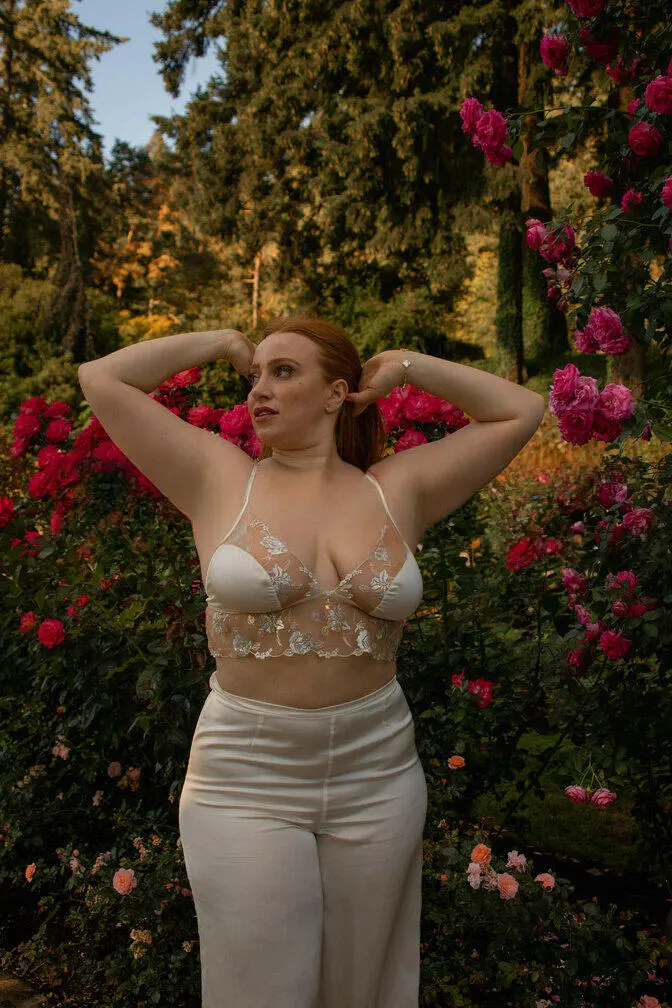 Escort Model Sloan Hunter