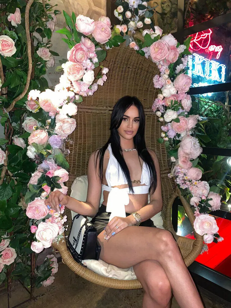 Escort Model Sofia