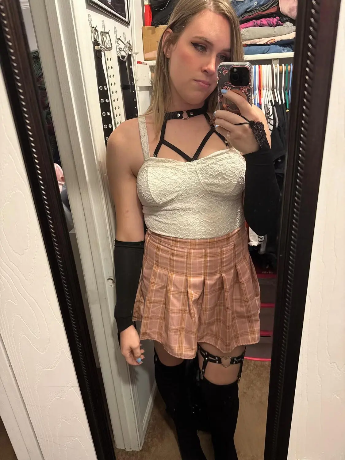 Escort Model Tay Tayy