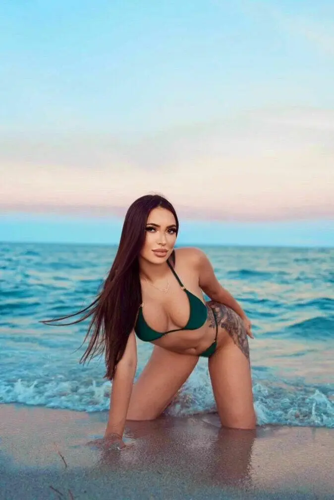 Escort Model Thifany Wilson - 4