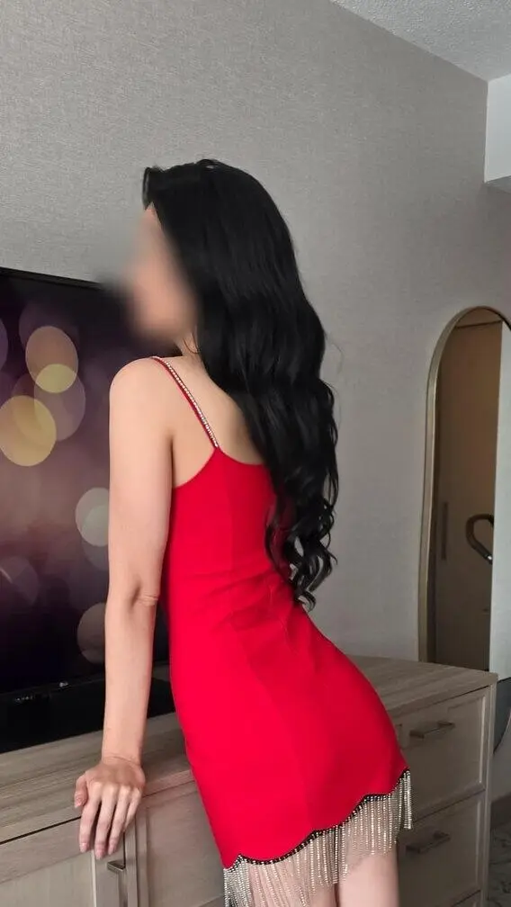 Escort Model Violeta - 5