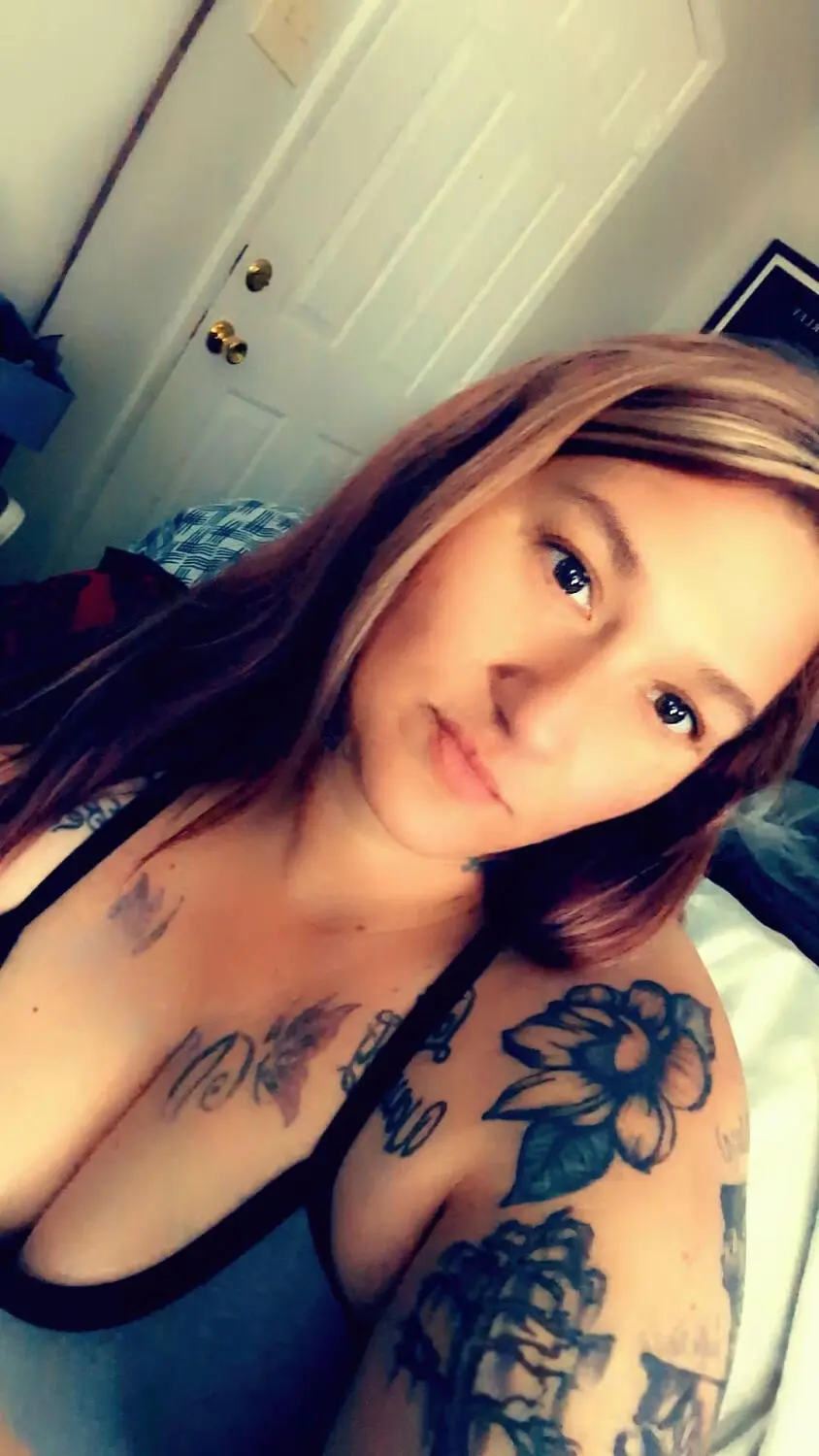 Escort Model White Suga - 2