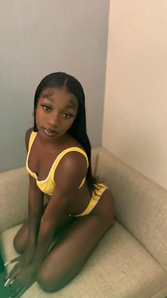 Escort Model Wynter