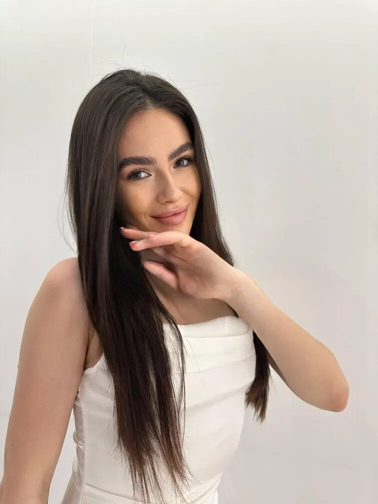 Escort Model Zara