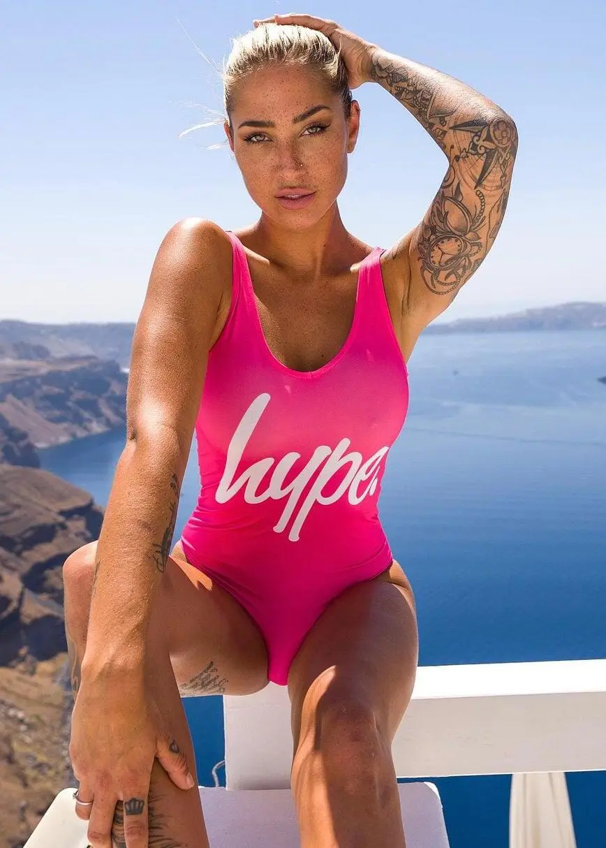 Escort Model Zhara Nilsson - 9